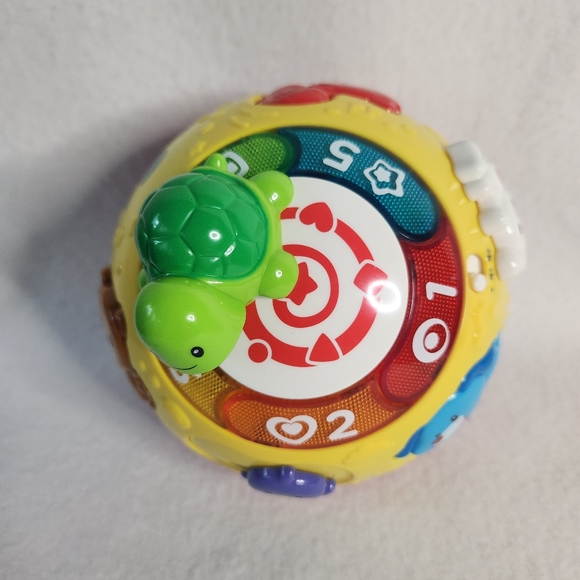 VTech Wiggle And Crawl Interactive Ball - Picture 4 of 7
